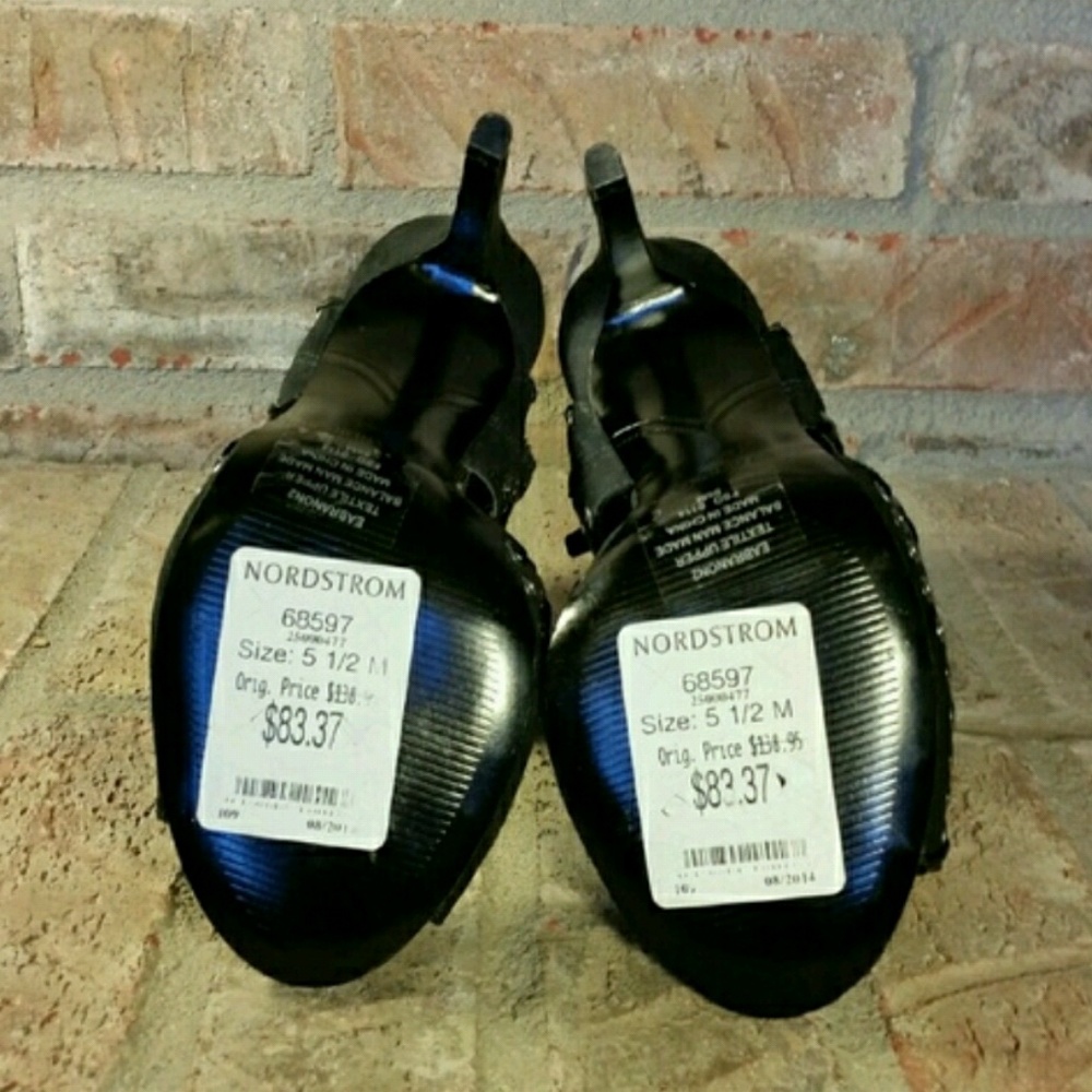 Enzo Angiolini Riveted Heels - Picture 4 of 4